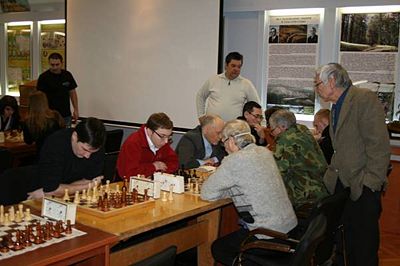 Борьба с соперниками за шахматной доской