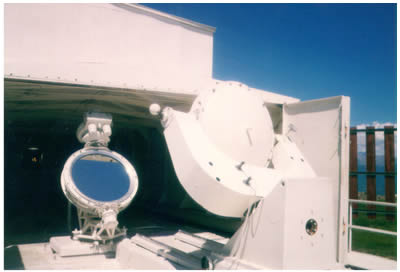 Горизонтальный солнечный телескоп с магнитографом